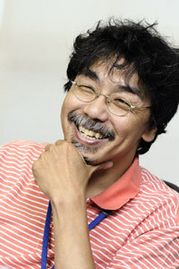 泰羅 雅登先生